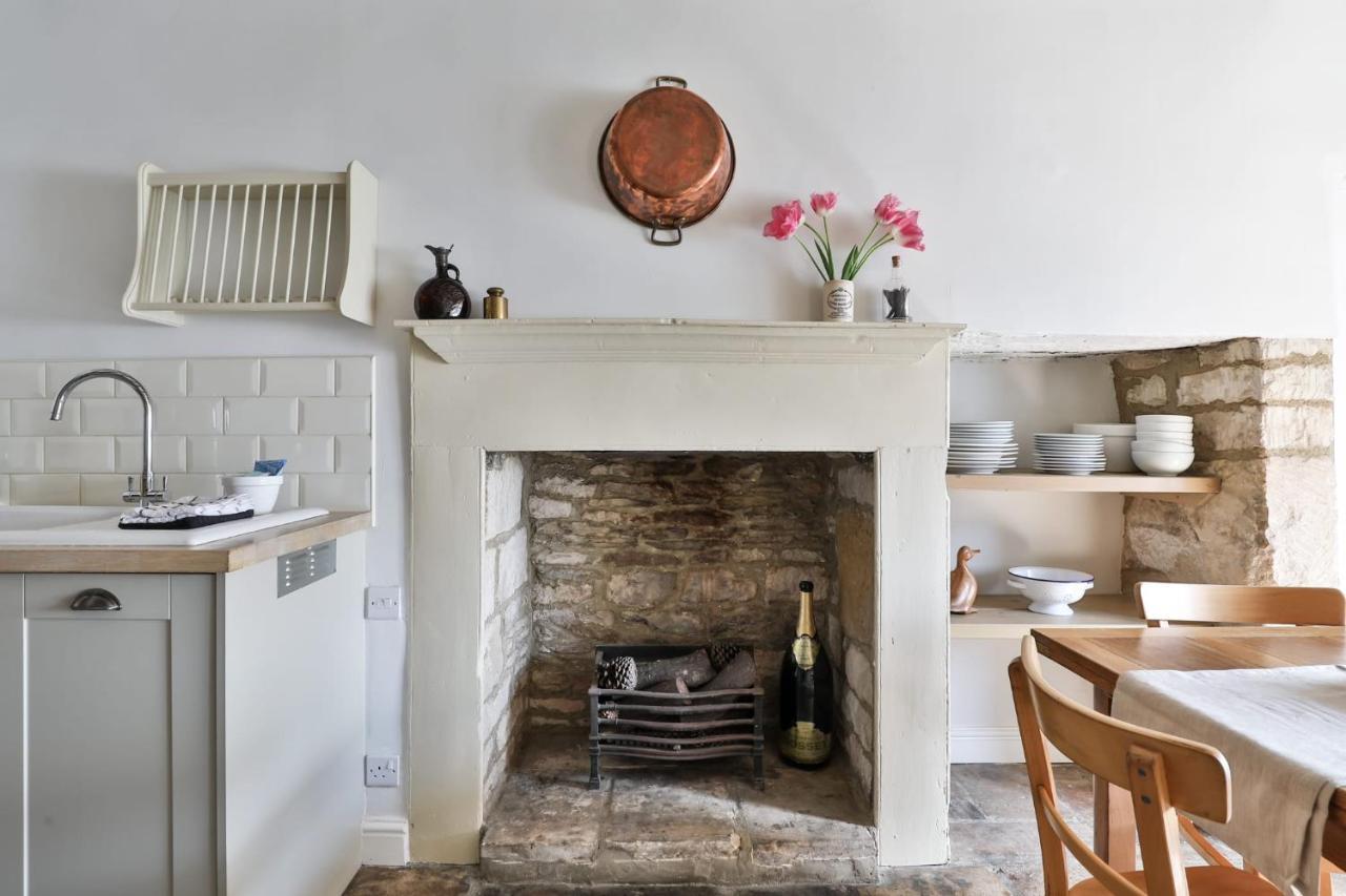 Coombers Mead Cottage تيتبري المظهر الخارجي الصورة